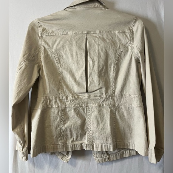 Lane Bryant Women’s Tan Button Up Coat SiE 14-16 - Picture 2 of 7